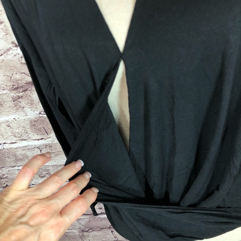 Figure Flattering Draped Crossfront Hi/Lo Top - Picture 8 of 8